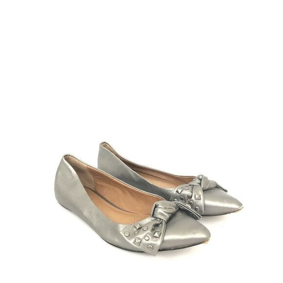 Corso Como Womens Size 8 Silver Pointed Toe Studded Bow Flats - Picture 1 of 9